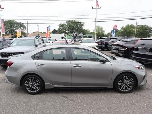 2022 Kia Forte GT-Line