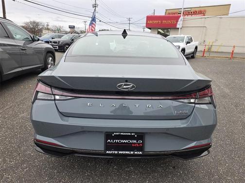2022 Hyundai ELANTRA HEV Limited
