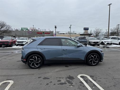2023 Hyundai IONIQ 5 SEL