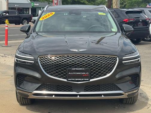 Green 2025 Genesis GV70 2.5T