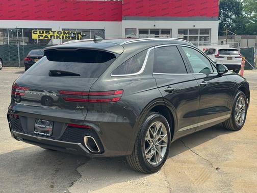 Green 2025 Genesis GV70 2.5T