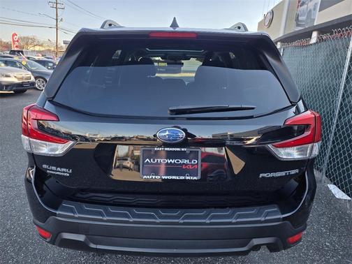 2023 Subaru Forester 2.5i Premium