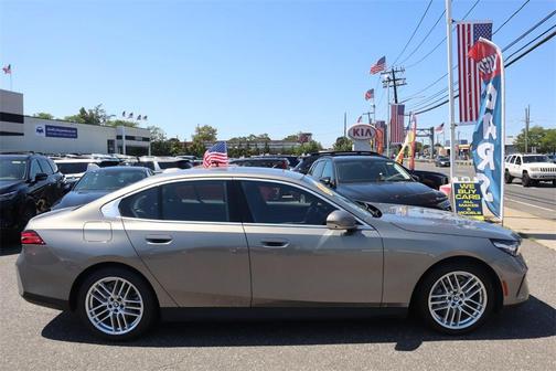2024 BMW 530 i