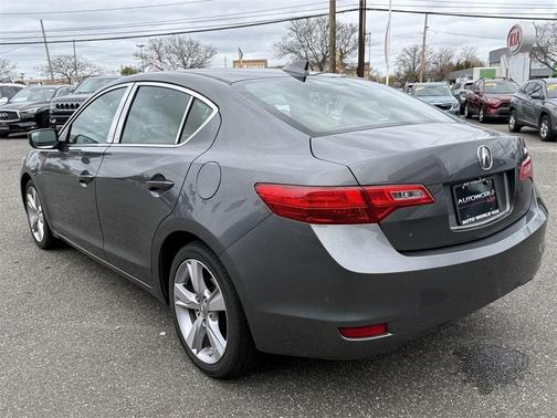 2014 Acura ILX 2.0L w/Premium Package