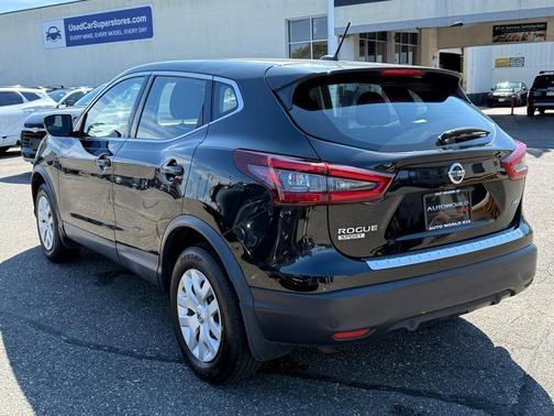 2020 Nissan Rogue Sport S