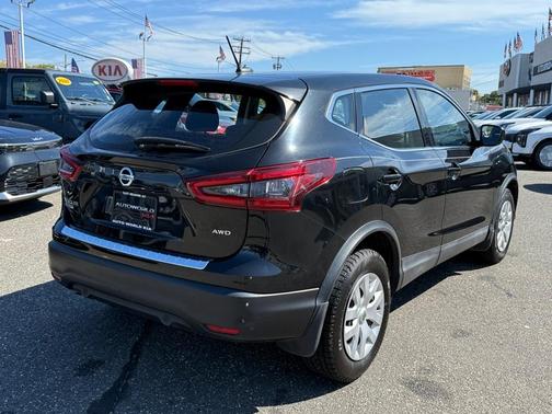 2020 Nissan Rogue Sport S