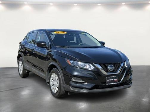 2020 Nissan Rogue Sport S