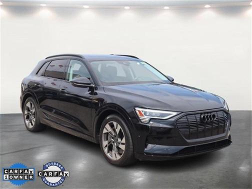 2021 Audi e-tron Premium