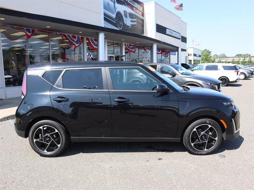 2023 Kia Soul EX