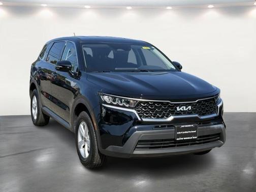 2023 Kia Sorento LX