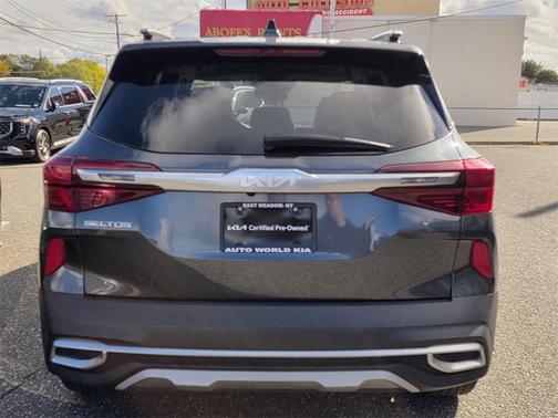 2022 Kia Seltos S