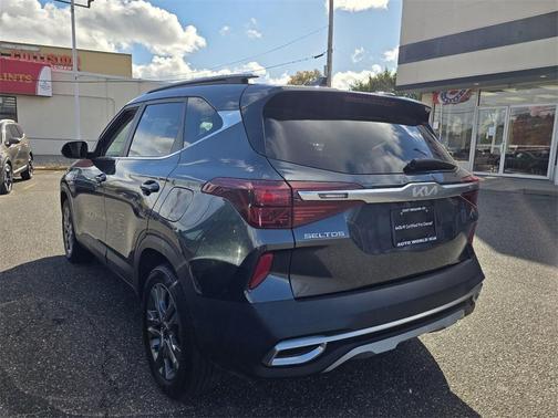 2022 Kia Seltos S