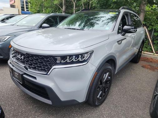 2022 Kia Sorento S