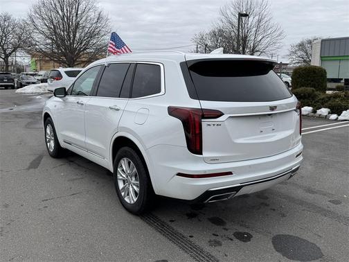 2024 Cadillac XT6 Luxury AWD