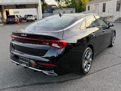 2023 Kia K5 EX