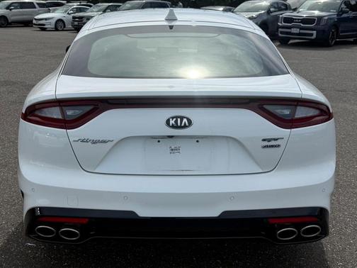 2019 Kia Stinger GT2