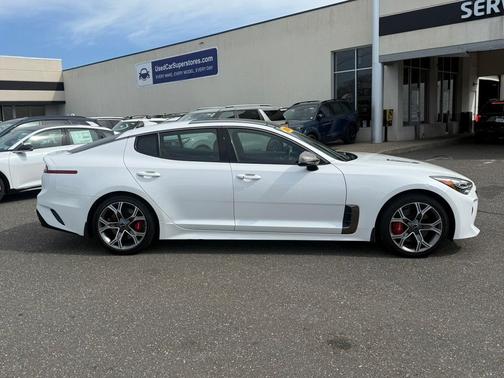 2019 Kia Stinger GT2