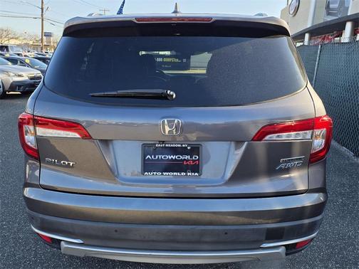2020 Honda Pilot Touring 8-Passenger