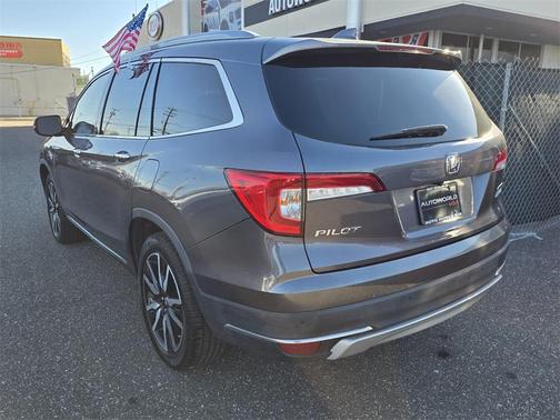 2020 Honda Pilot Touring 8-Passenger