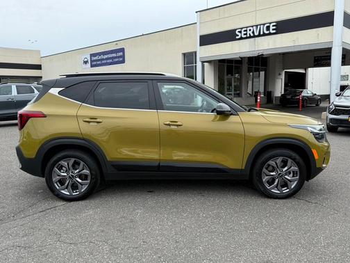 2024 Kia Seltos S