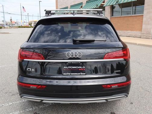 2021 Audi Q5 40 Premium Plus