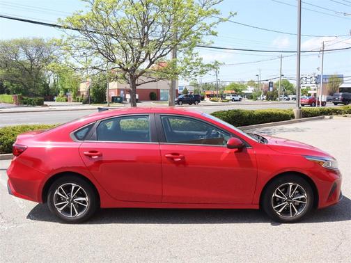 2022 Kia Forte LXS