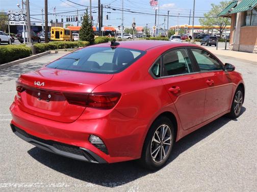 2022 Kia Forte LXS