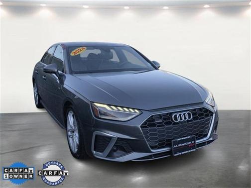 2024 Audi A4 45 S line quattro Premium