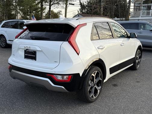 2024 Kia Niro EX Touring
