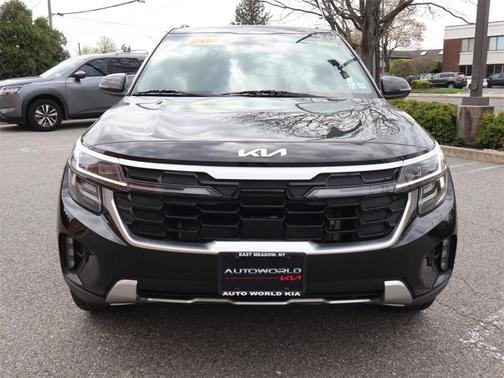 2024 Kia Seltos SX