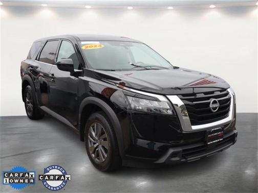 2024 Nissan Pathfinder S