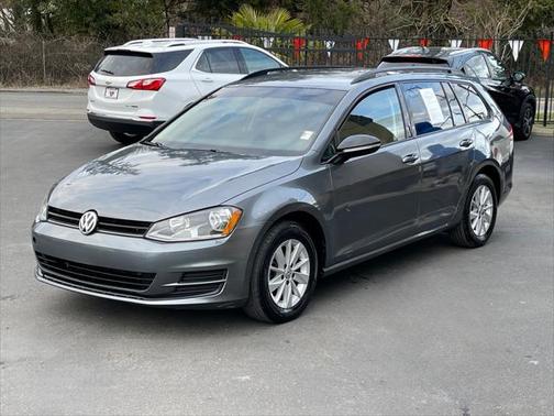 2016 Volkswagen Golf SportWagen TSI S 4-Door