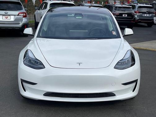 2023 Tesla Model 3 Standard Range