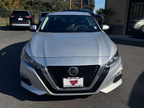Brilliant Silver Metallic 2019 Nissan Altima 2.5 S