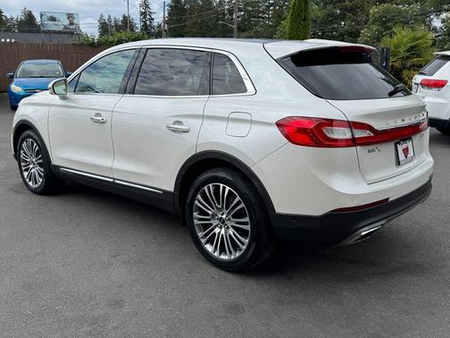 White Platinum Clearcoat Metallic 2016 Lincoln MKX Reserve