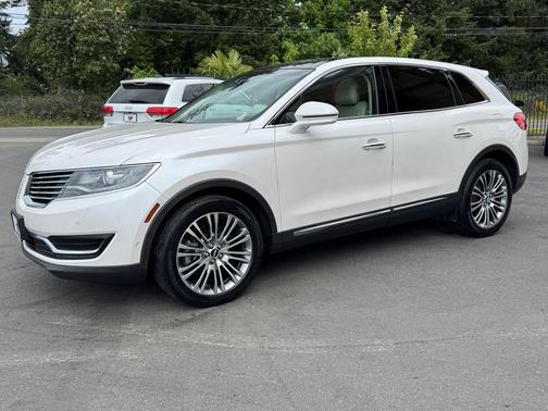 White Platinum Clearcoat Metallic 2016 Lincoln MKX Reserve