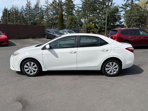 Super White 2014 Toyota Corolla L
