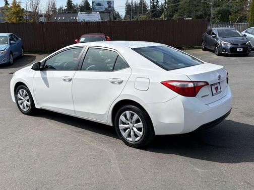 Super White 2014 Toyota Corolla L