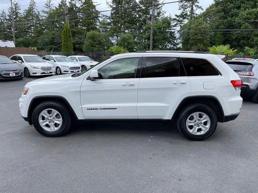 2017 Jeep Grand Cherokee Laredo