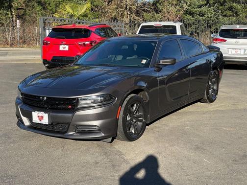2019 Dodge Charger SXT