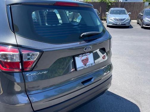 2018 Ford Escape S