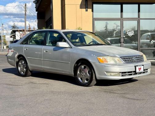 Phantom Gray Pearl 2004 Toyota Avalon XLS