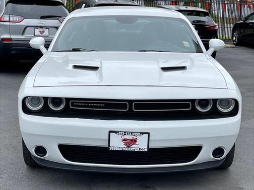 2015 Dodge Challenger SXT