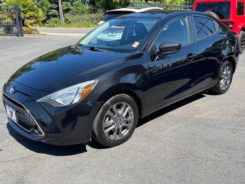 Stealth 2019 Toyota Yaris Sedan LE