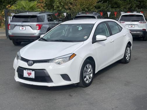 2016 Toyota Corolla LE