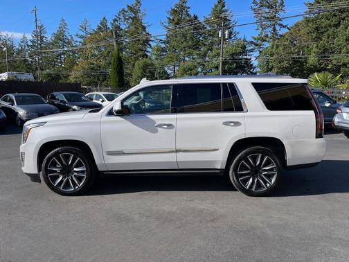 2017 Cadillac Escalade Premium Luxury