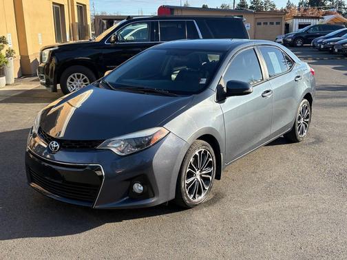 Blue Crush Metallic 2015 Toyota Corolla S Plus