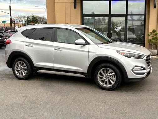 2018 Hyundai TUCSON SEL