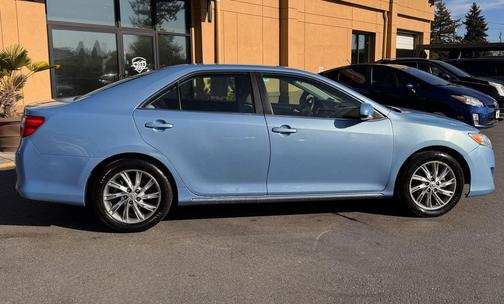 Clearwater Blue 2013 Toyota Camry SE