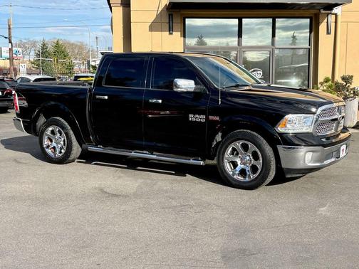 Black Clearcoat 2014 RAM 1500 Laramie
